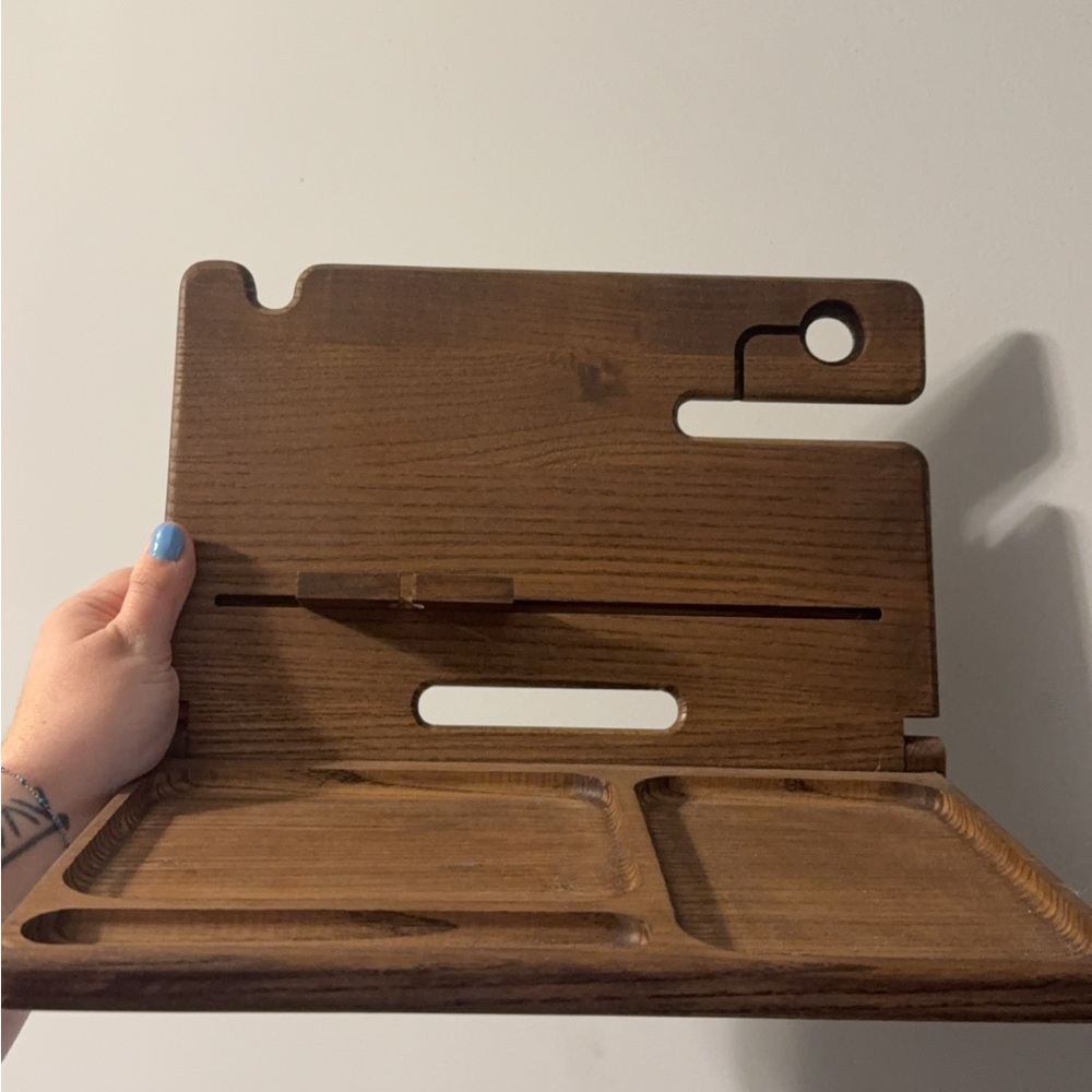 Nightstand electronic holder